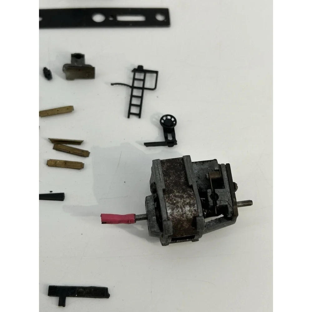 Vintage Ho Scale Model Railroad Train Parts